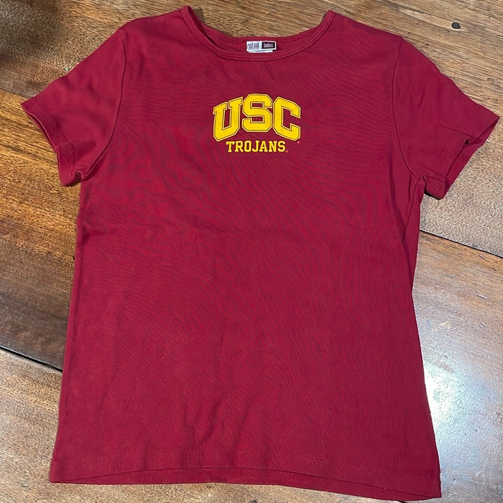 USC Trojans T-Shirt women’s L/ XL, NWOT